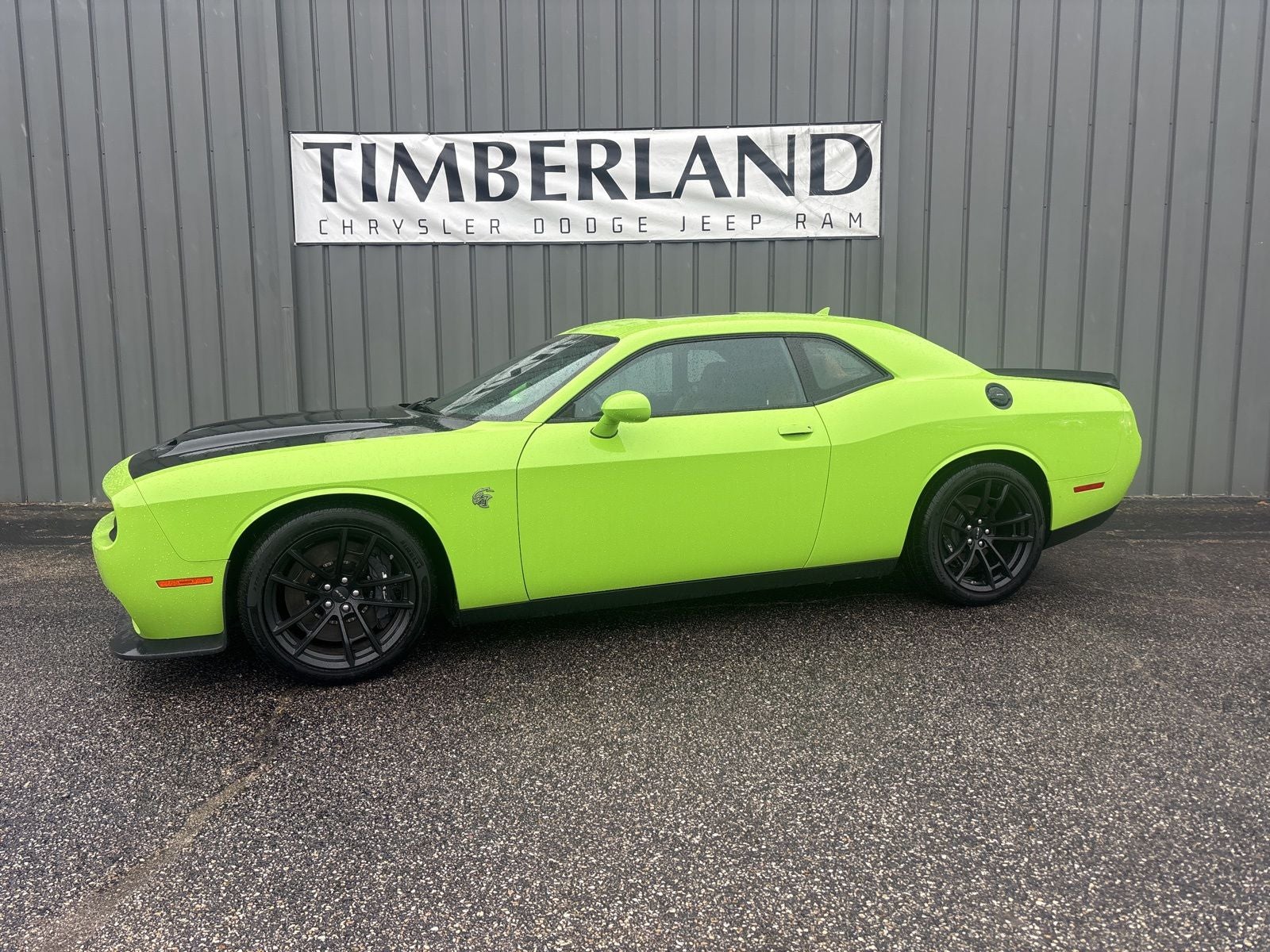 2023 Dodge Challenger CHALLENGER SRT HELLCAT JAILBREAK in Sublime Exterior Paint — front three-quarter view